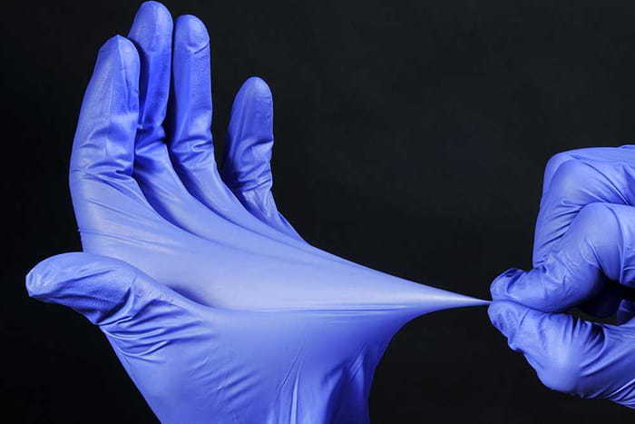 Sự khác biệt giữa găng tay nitrile và găng tay cao su